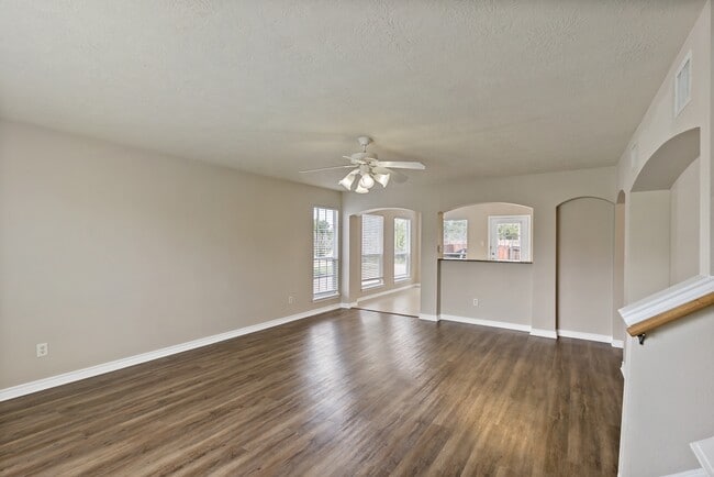 Building Photo - 4003 Southern Trace Ct