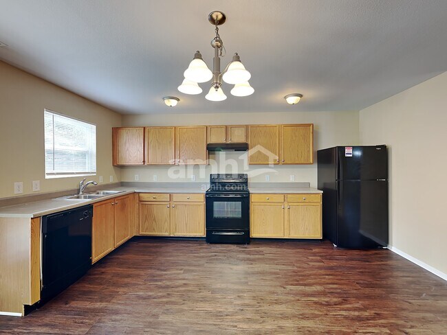 Building Photo - 8349 Sansa St