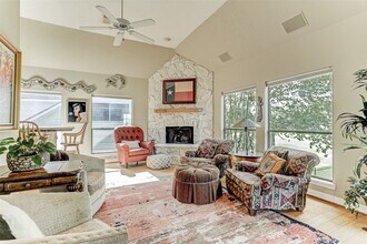 Building Photo - 1706 Country Squire Dr