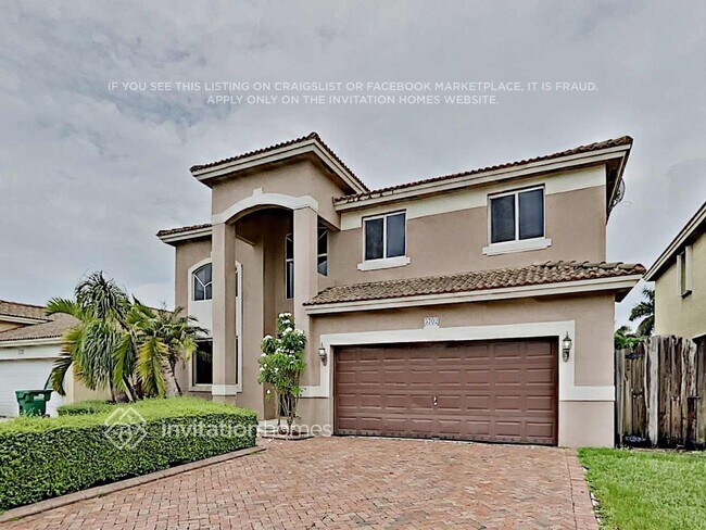 Building Photo - 5702 SW 165th Ct