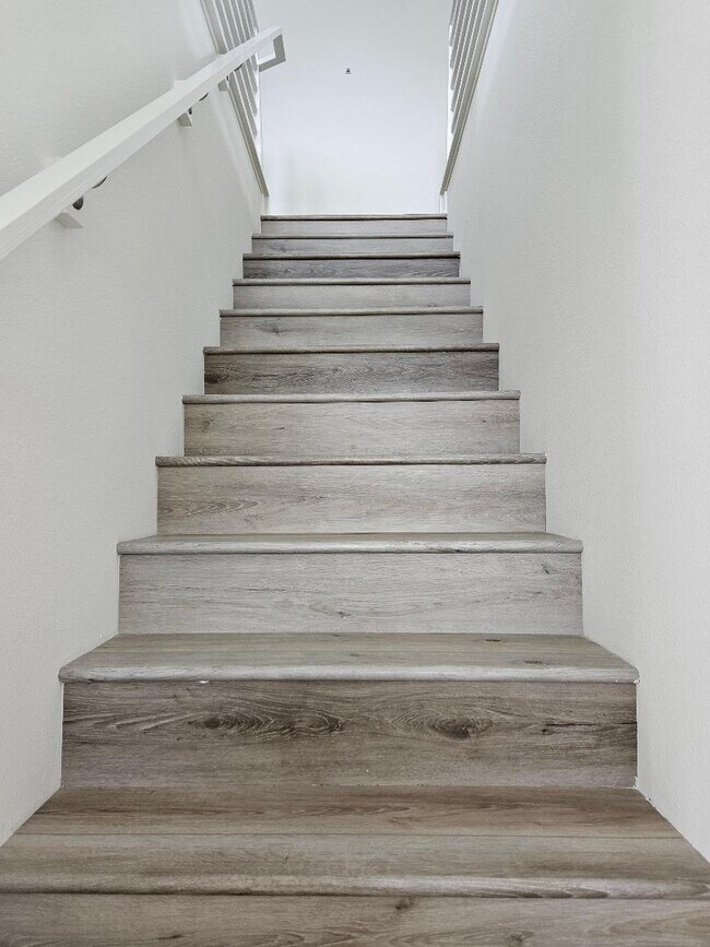 Building Photo - 11102 Akarna Ct