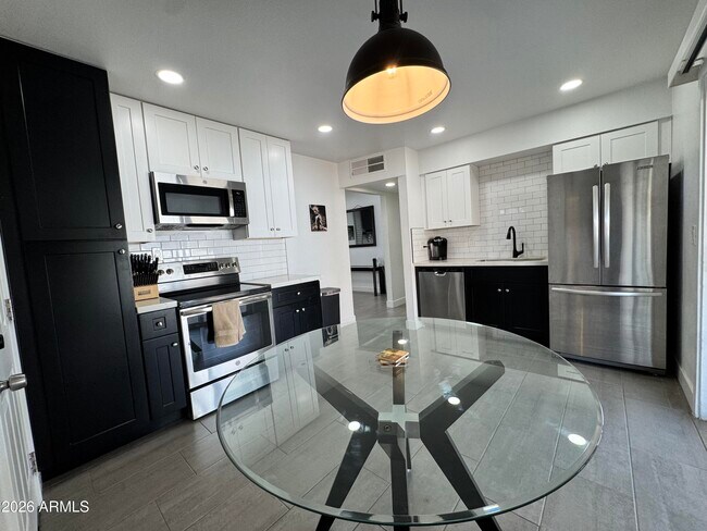 Foto del edificio - 12453 N 29th Ave