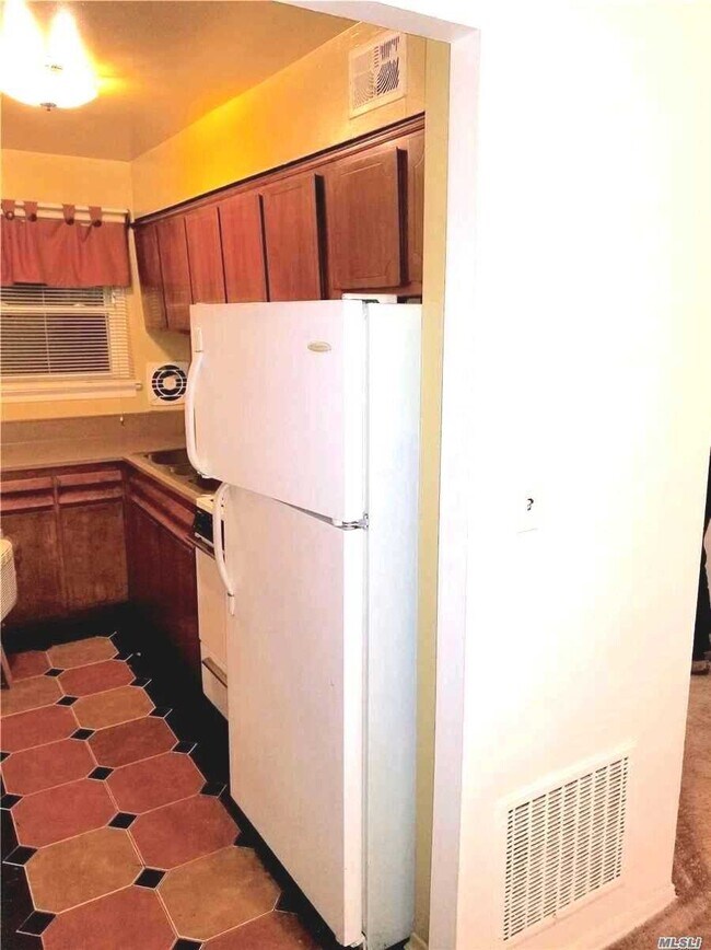 Foto del edificio - 142-16 131st Ave