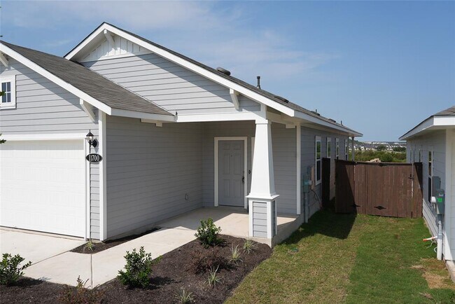 Building Photo - 11700 Murano Dr