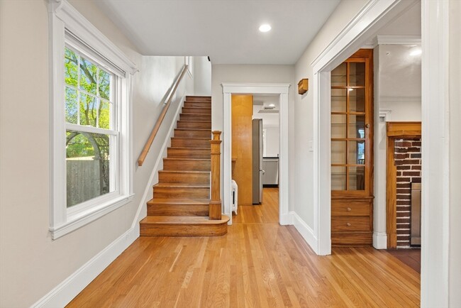 Building Photo - 62 Harding Rd