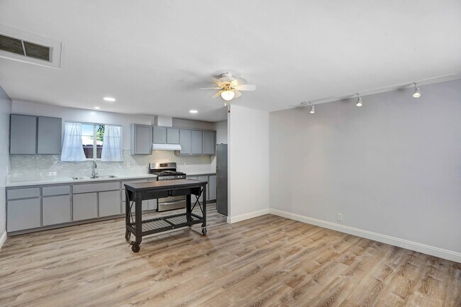 Unidad recién pintada - 1426 15th St