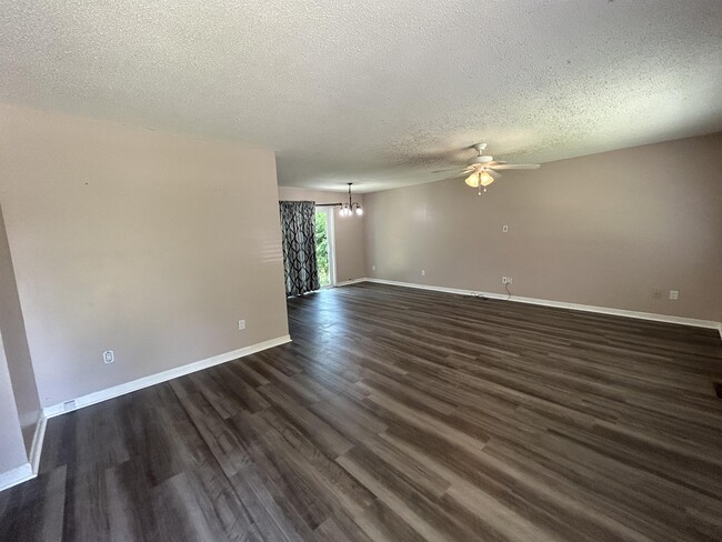 Photo - 419 Patterson St House