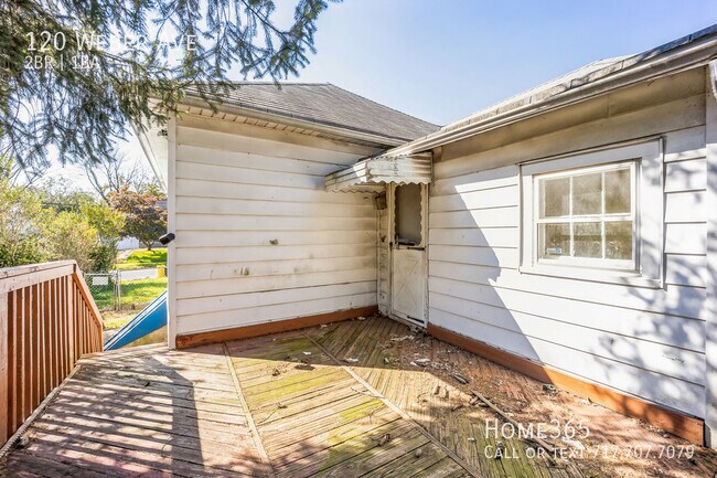 Building Photo - Stunning 2-bed home AVAILABLE NOW!!
