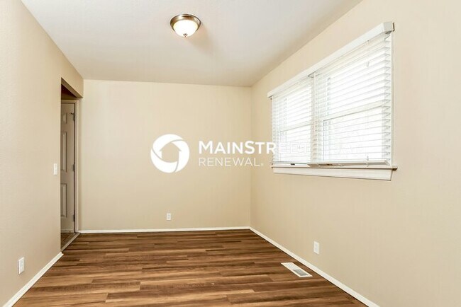 Foto del edificio - 4 Bedroom Pet-Friendly Home in Florissant,...