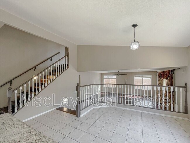 Building Photo - 1615 W Enfield Way