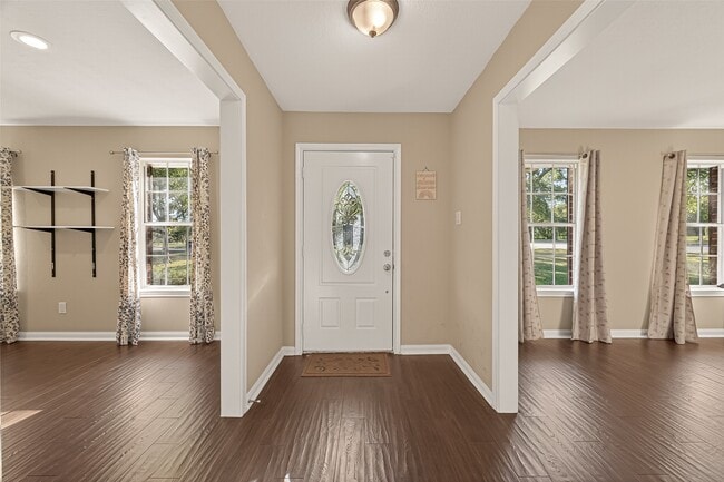 Foto del edificio - 101 Royal Ct