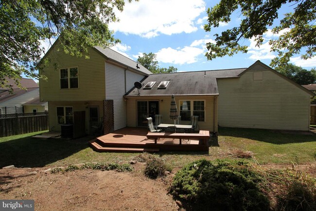 Building Photo - 117 Seneca Ridge Dr