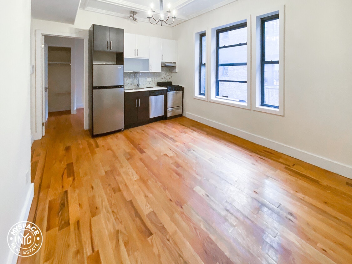 Primary Photo - 711 St Marks Ave