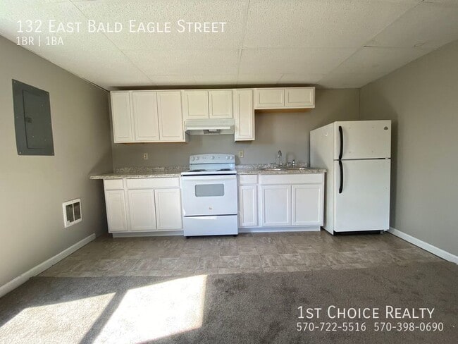 Foto del edificio - 132 E Bald Eagle St