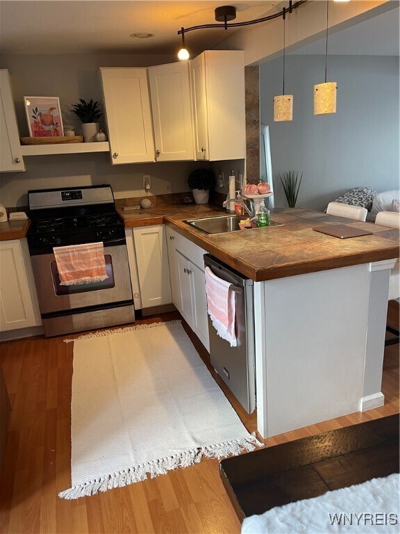 Foto del edificio - 4890 Lake Shore Rd