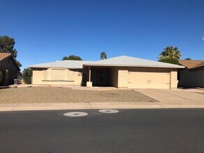 Building Photo - 982 Leisure World