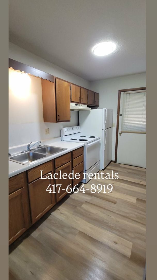 Building Photo - 2 BEDROOM 1 BATHROOM APARTMENT FOR RENT