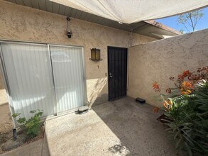 Building Photo - 3700 E Calle De Ricardo