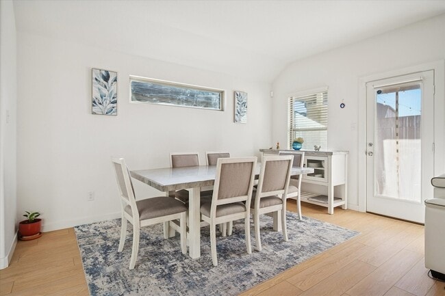 Foto del edificio - 4806 Marlin Hl Dr