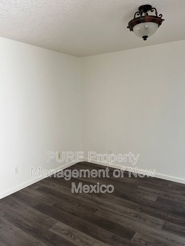 Foto del edificio - 3316 Prairie Ridge St SW