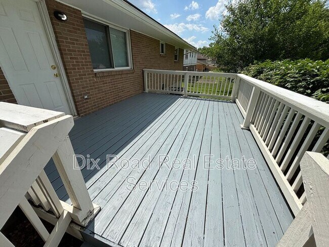 Foto del edificio - 1148 Blackwell Dr