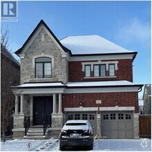 Building Photo - 66 Hackwood Cres