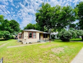Building Photo - 4902 Caswell Ave