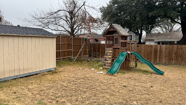 Foto del edificio - 230 Green Canyon Dr