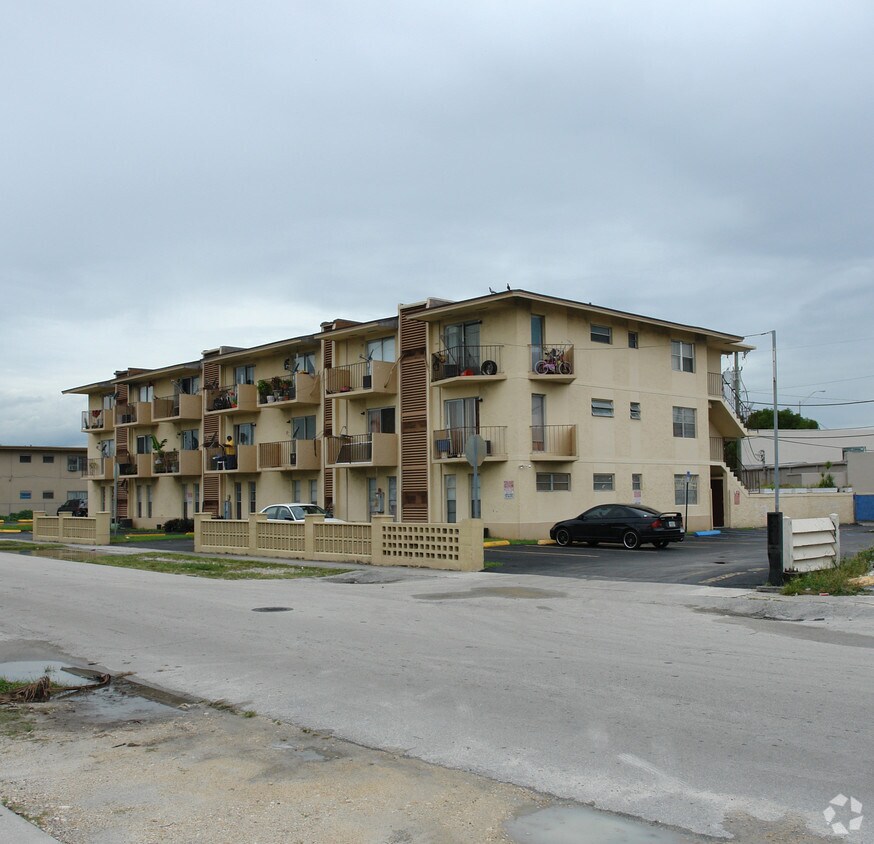 Greenview Apartments Goodrich Mi at Fletcher Morison blog