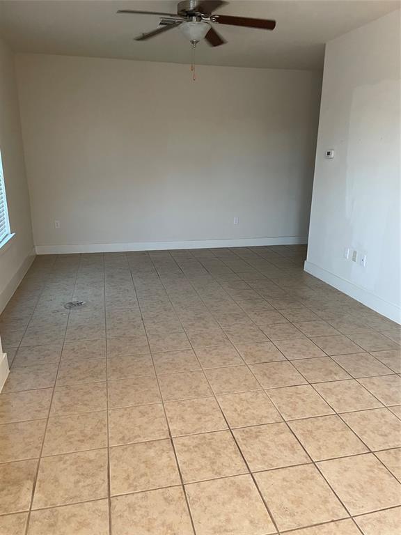 Foto del edificio - 2212 Creekside Ln