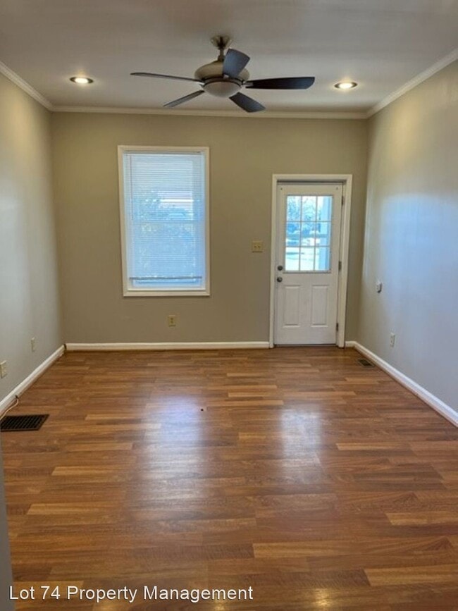 Building Photo - 4 br, 2 bath House - 2005 Laubach Avenue