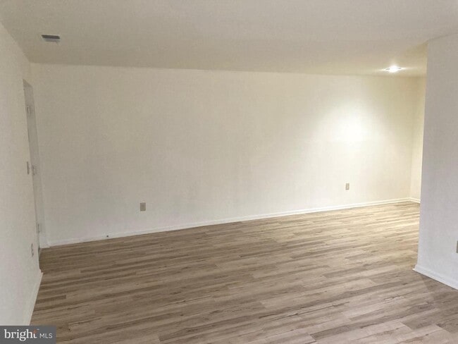 Foto del edificio - 10604 Partridge Ln