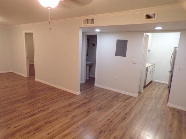 Building Photo - 3325 Bayshore Blvd