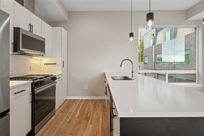 Building Photo - 3939 Inca St