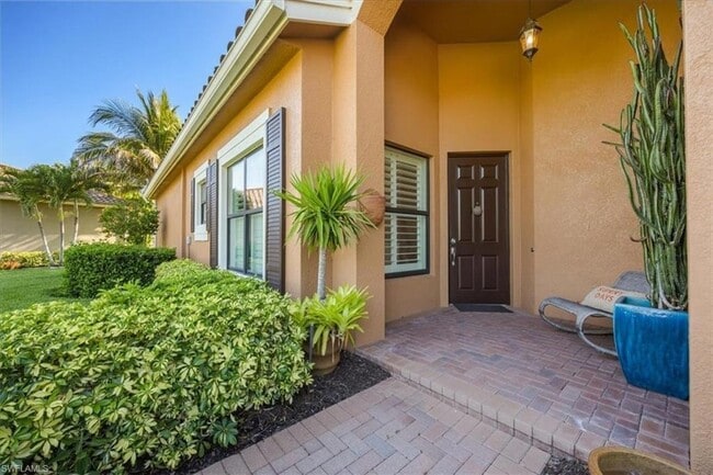 Building Photo - 13429 Coronado Dr