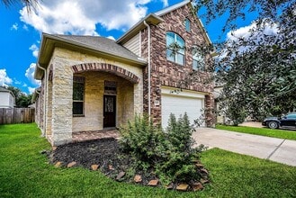 Building Photo - 6410 Papaya Bend Dr