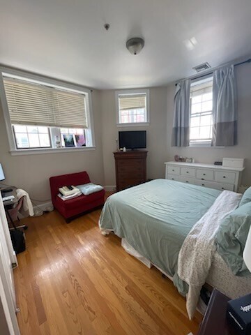 Foto del edificio - 779 E 5th St