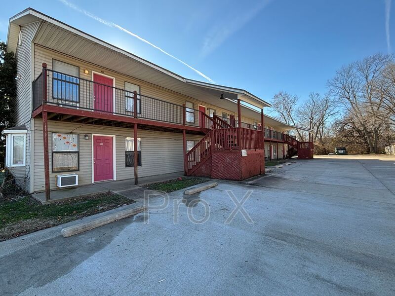 Foto principal - 1706 S Powell St