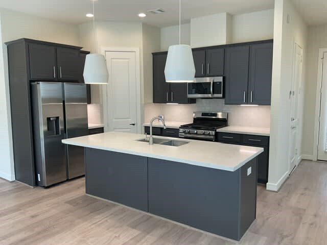 Foto del edificio - 10434 Executive Lake Dr