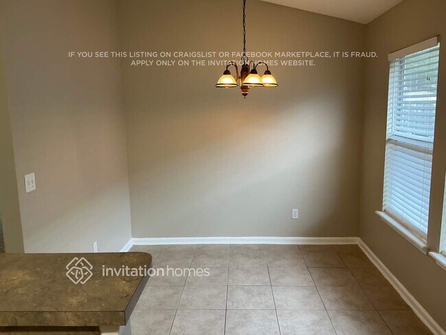 Foto del edificio - 13610 Canoe Ct