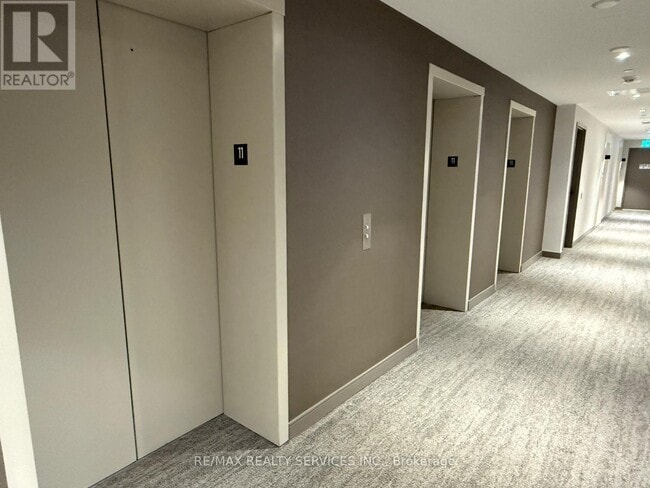 Building Photo - 8010 Derry Rd W