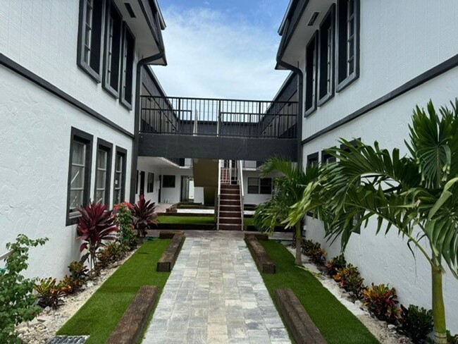 Interior Photo - Fillmore Gardens LLC