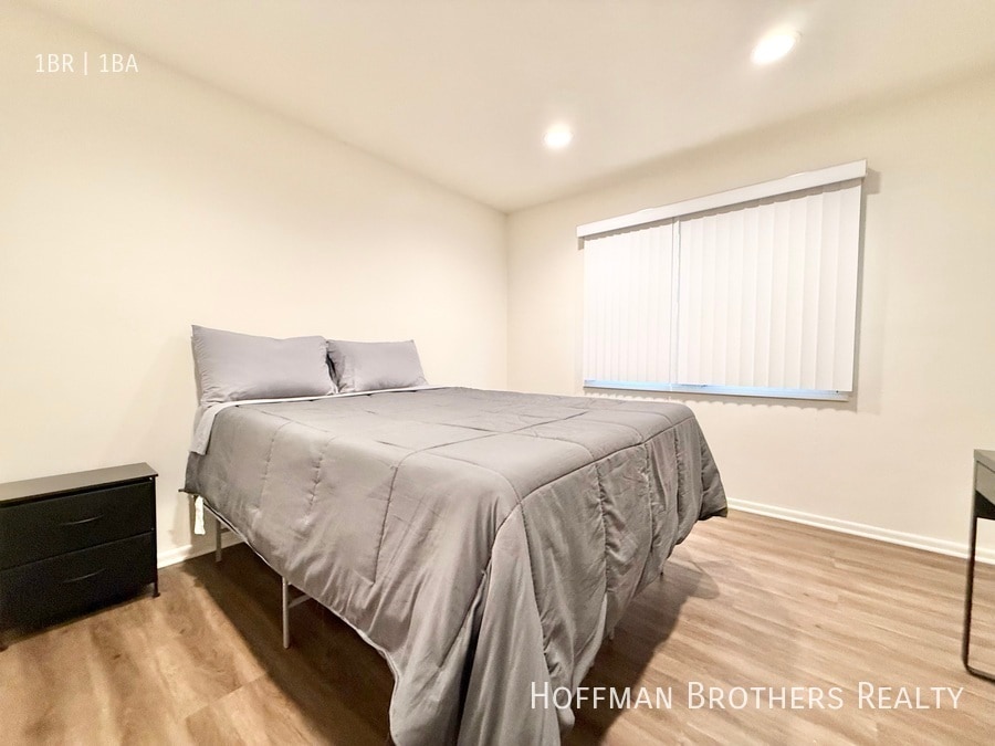 Building Photo - 1530 S Westgate Ave