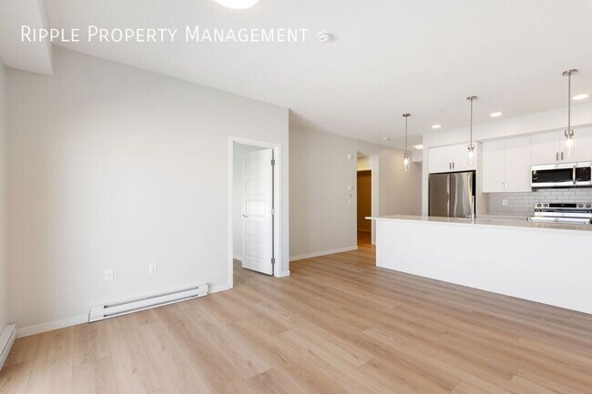 Building Photo - Modern 2 Beds, 2 Baths Apartment/Condo | 1...