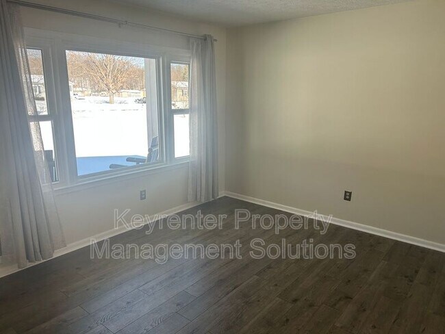 Foto del edificio - 266 Crawford Dr