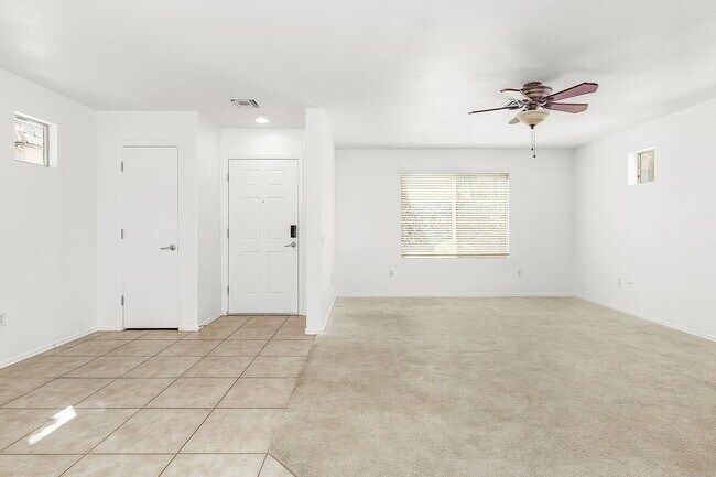 Foto del edificio - 10560 E Pleasant Pasture Dr
