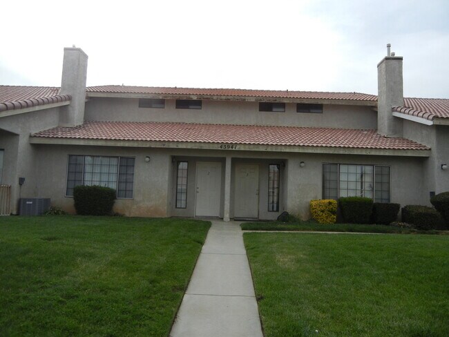 Foto del edificio - 43941 18th Street E