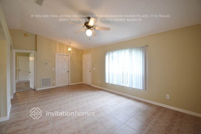 Building Photo - 3081 Wainwright St