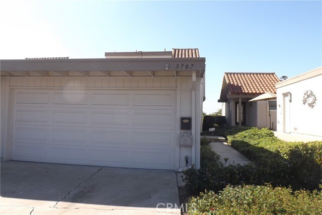 Primary Photo - 3707 Calle La Quinta