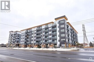 Building Photo - 255 Northfield Dr E